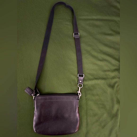 Coach Shoulder Bag - Picture 2 of 15